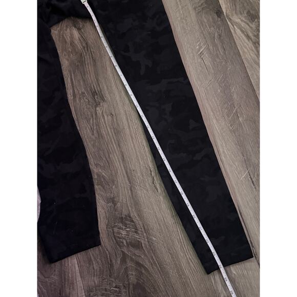 Lululemon Wunder Under High-Rise Tight Black Camo Women’s Size 4 EUC - Picture 8 of 8